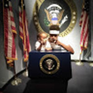 Meet your Posher, Aron